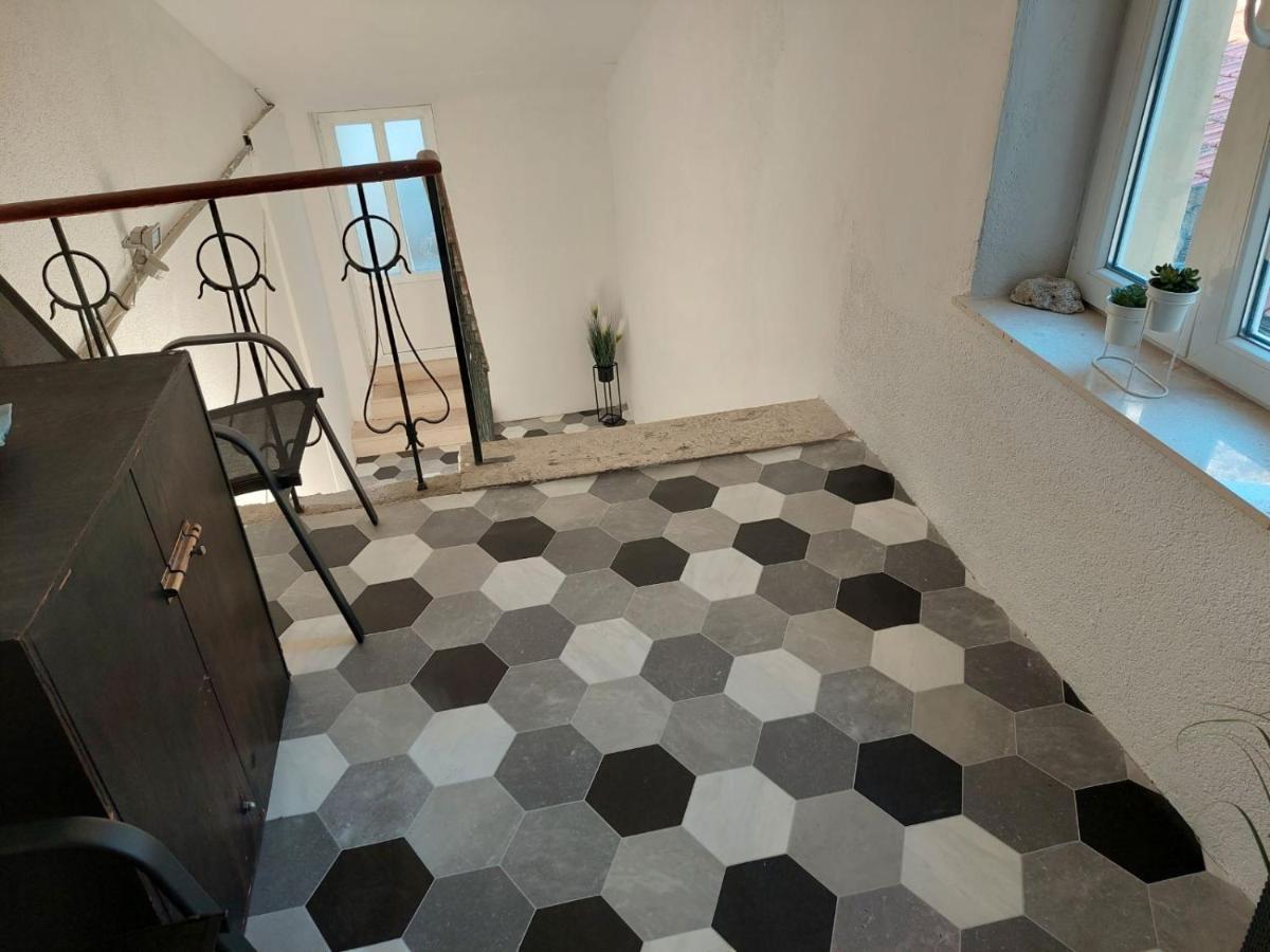 Studio Apartment Niko II 5 Min To Center ดูบรอฟนิก ภายนอก รูปภาพ